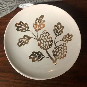 Pinecone Christmas plates